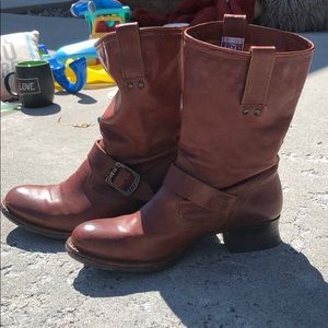 Frye 71/2 boots